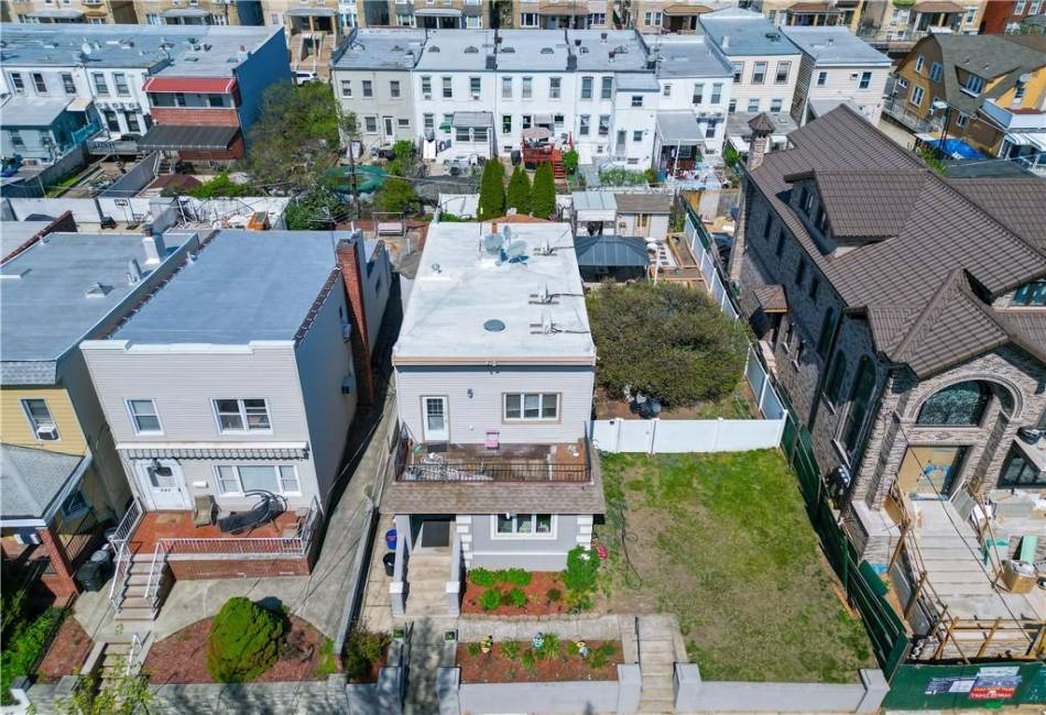 849 73rd Street, Brooklyn, New York 11228, 5 Bedrooms Bedrooms, ,3 BathroomsBathrooms,Residential,For Sale,73rd,492150