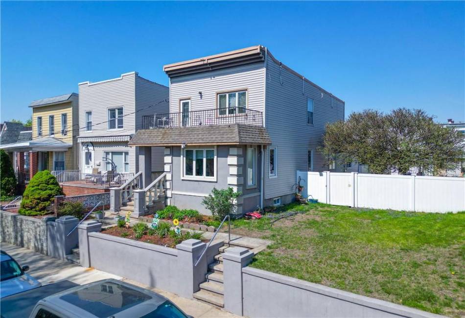 849 73rd Street, Brooklyn, New York 11228, 5 Bedrooms Bedrooms, ,3 BathroomsBathrooms,Residential,For Sale,73rd,492150