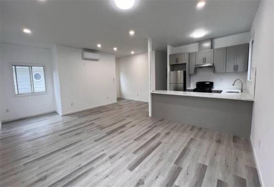 41 Buel Avenue, Brooklyn, New York 10304, ,Residential,For Sale,Buel,492155