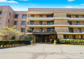 3465 Amboy Road, Staten Island, New York 10306, 2 Bedrooms Bedrooms, ,2 BathroomsBathrooms,Residential,For Sale,Amboy,492157