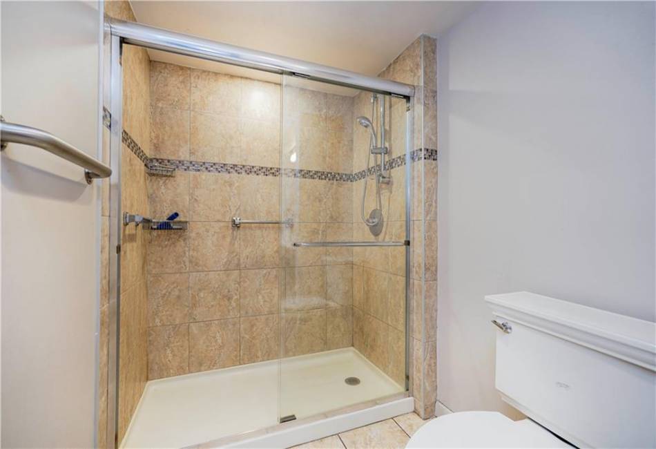 3465 Amboy Road, Staten Island, New York 10306, 2 Bedrooms Bedrooms, ,2 BathroomsBathrooms,Residential,For Sale,Amboy,492157