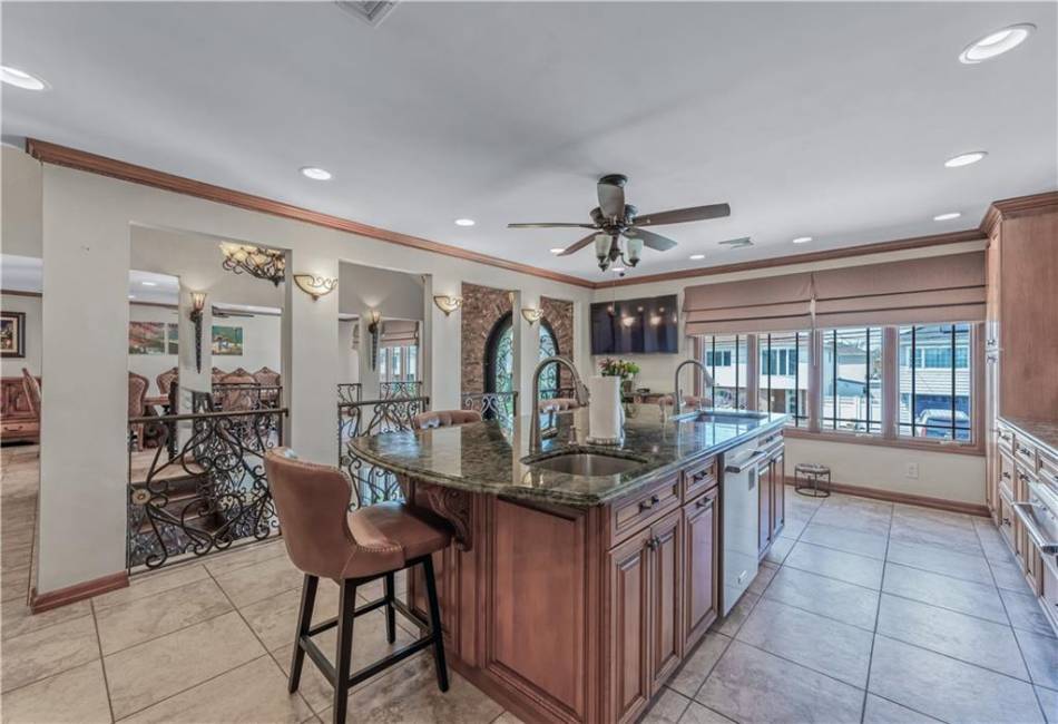 163-15 86th Street, Howard Beach, New York 11414, 5 Bedrooms Bedrooms, ,4 BathroomsBathrooms,Residential,For Sale,86th,492167