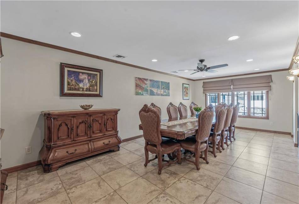 163-15 86th Street, Howard Beach, New York 11414, 5 Bedrooms Bedrooms, ,4 BathroomsBathrooms,Residential,For Sale,86th,492167