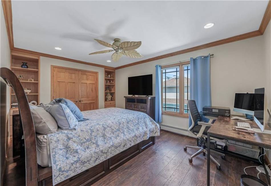 163-15 86th Street, Howard Beach, New York 11414, 5 Bedrooms Bedrooms, ,4 BathroomsBathrooms,Residential,For Sale,86th,492167
