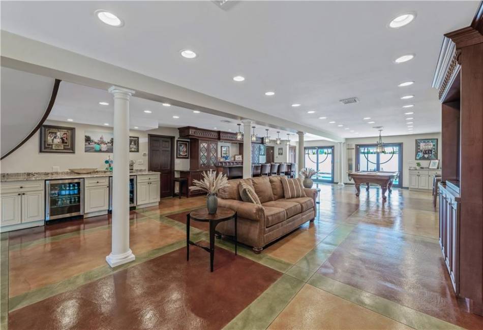 163-15 86th Street, Howard Beach, New York 11414, 5 Bedrooms Bedrooms, ,4 BathroomsBathrooms,Residential,For Sale,86th,492167
