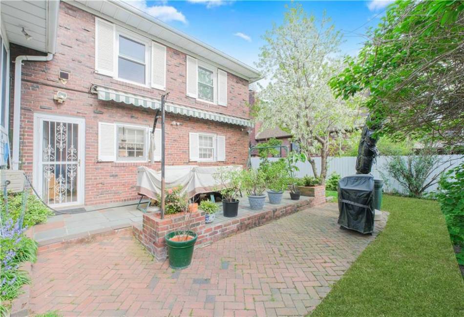 28 Devon Place, Staten Island, New York 10301, 3 Bedrooms Bedrooms, ,3 BathroomsBathrooms,Residential,For Sale,Devon,492170