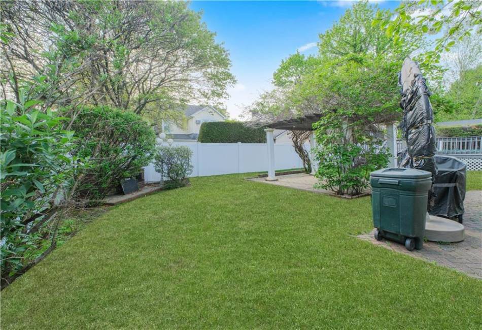 28 Devon Place, Staten Island, New York 10301, 3 Bedrooms Bedrooms, ,3 BathroomsBathrooms,Residential,For Sale,Devon,492170