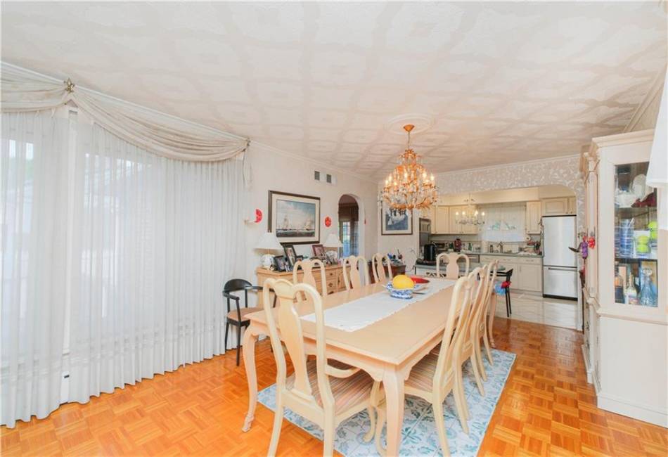 28 Devon Place, Staten Island, New York 10301, 3 Bedrooms Bedrooms, ,3 BathroomsBathrooms,Residential,For Sale,Devon,492170