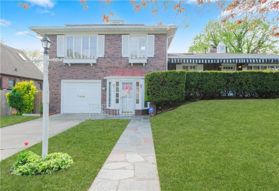28 Devon Place, Staten Island, New York 10301, 3 Bedrooms Bedrooms, ,3 BathroomsBathrooms,Residential,For Sale,Devon,492170