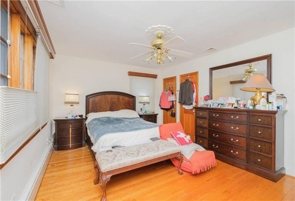 28 Devon Place, Staten Island, New York 10301, 3 Bedrooms Bedrooms, ,3 BathroomsBathrooms,Residential,For Sale,Devon,492170