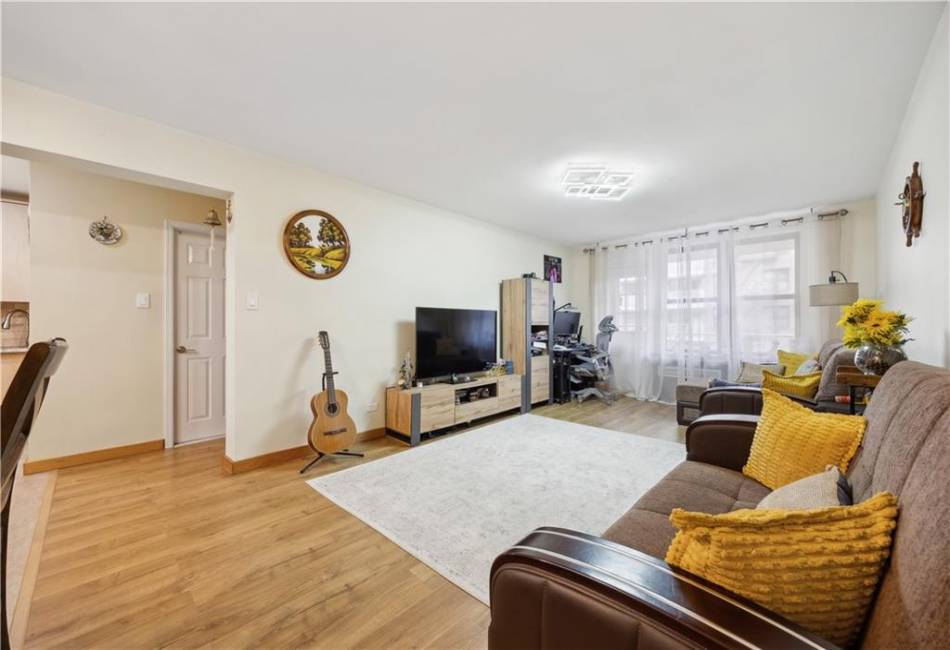 2800 Coyle Street, Brooklyn, New York 11235, 1 Bedroom Bedrooms, ,1 BathroomBathrooms,Residential,For Sale,Coyle,492129