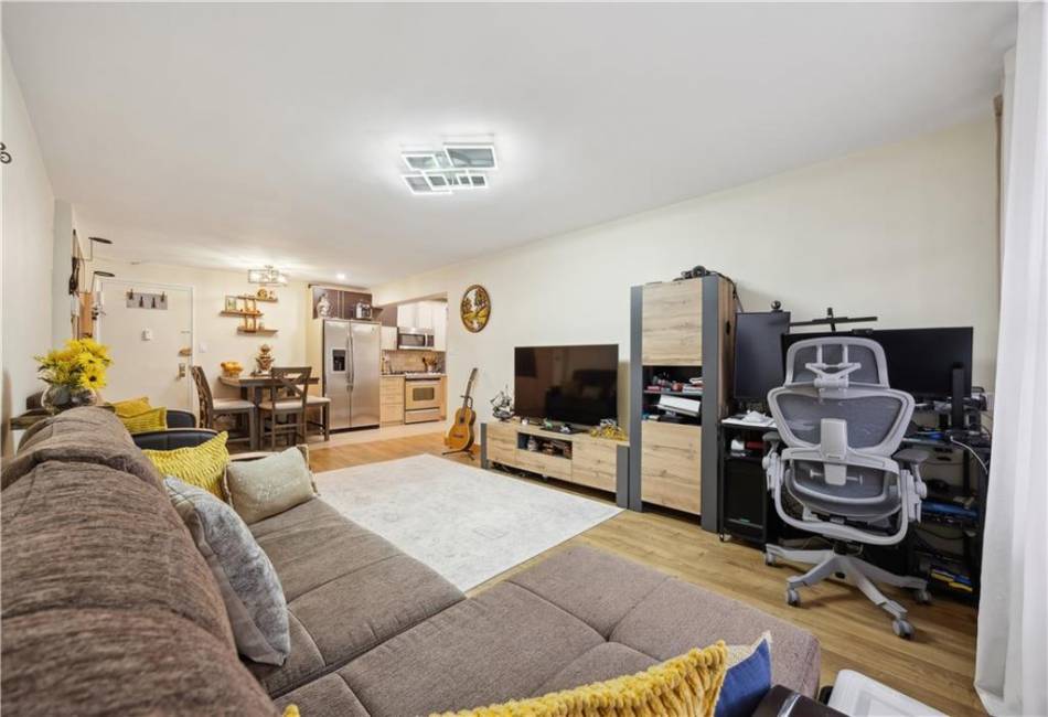 2800 Coyle Street, Brooklyn, New York 11235, 1 Bedroom Bedrooms, ,1 BathroomBathrooms,Residential,For Sale,Coyle,492129