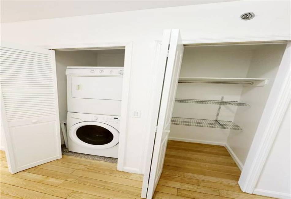 6070 Woodhaven Boulevard, Queens, New York 11373, 3 Bedrooms Bedrooms, ,2 BathroomsBathrooms,Rental,For Sale,Woodhaven,492175