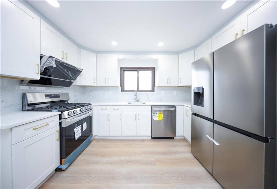 18 Rowan Avenue, Staten Island, New York 10306, 3 Bedrooms Bedrooms, ,3 BathroomsBathrooms,Residential,For Sale,Rowan,492176