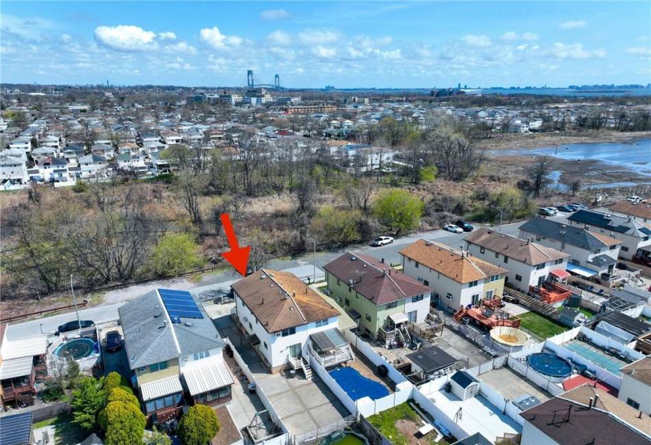 18 Rowan Avenue, Staten Island, New York 10306, 3 Bedrooms Bedrooms, ,3 BathroomsBathrooms,Residential,For Sale,Rowan,492176