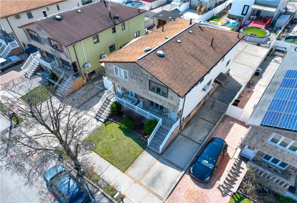 18 Rowan Avenue, Staten Island, New York 10306, 3 Bedrooms Bedrooms, ,3 BathroomsBathrooms,Residential,For Sale,Rowan,492176