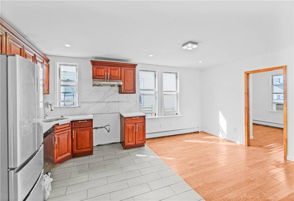 1462 92nd Street, Brooklyn, New York 11236, 7 Bedrooms Bedrooms, ,Residential,For Sale,92nd,492123