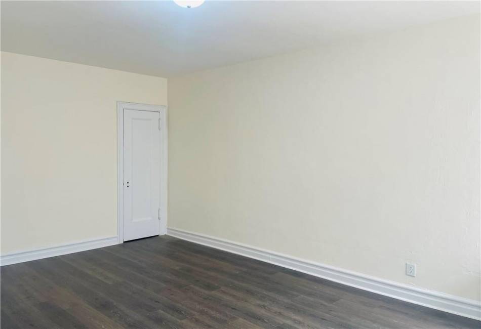 1610 Avenue P, Brooklyn, New York 11229, 1 Bedroom Bedrooms, ,1 BathroomBathrooms,Residential,For Sale,Avenue P,492142