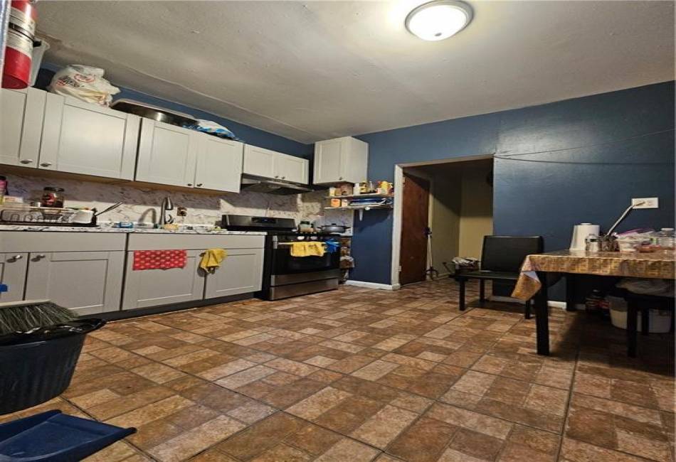 431 Kings Highway, Brooklyn, New York 11223, ,Mixed Use,For Sale,Kings,492178