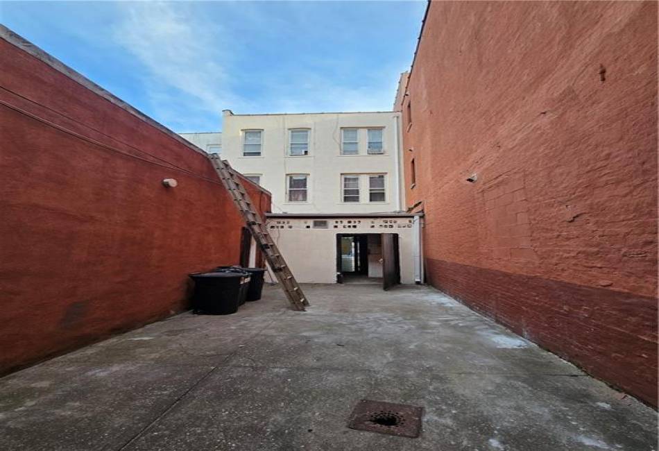 431 Kings Highway, Brooklyn, New York 11223, ,Mixed Use,For Sale,Kings,492178