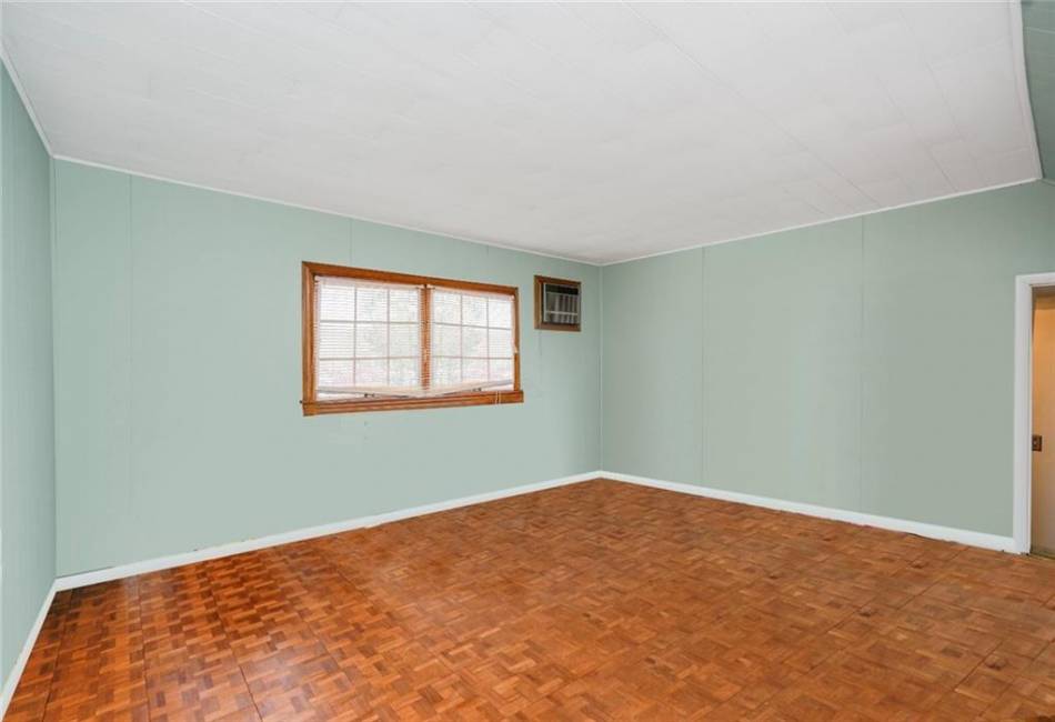 249 Slosson Avenue, Staten Island, New York 10314, 3 Bedrooms Bedrooms, ,2 BathroomsBathrooms,Residential,For Sale,Slosson,492190