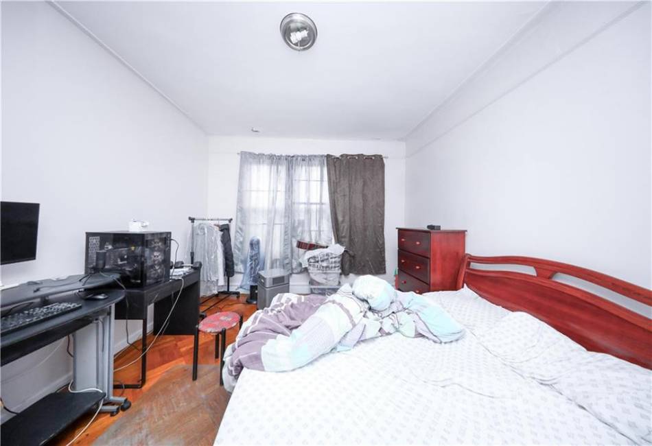 2250 23rd Street, Brooklyn, New York 11229, 6 Bedrooms Bedrooms, ,Residential,For Sale,23rd,492183