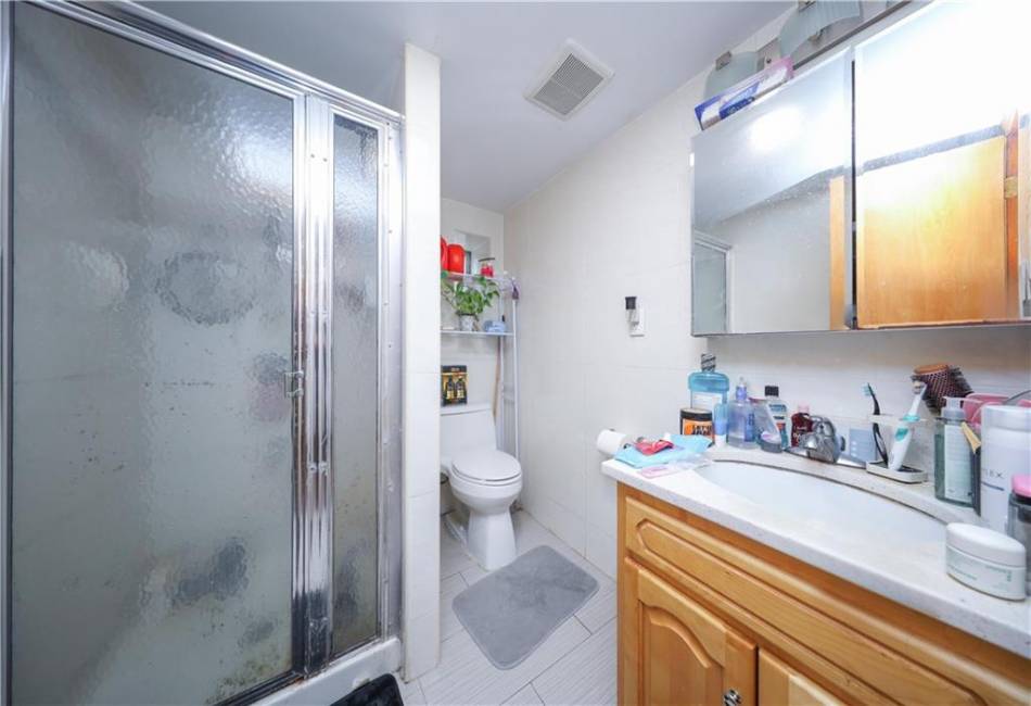 2250 23rd Street, Brooklyn, New York 11229, 6 Bedrooms Bedrooms, ,Residential,For Sale,23rd,492183