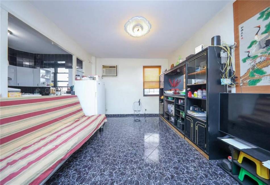 3392 12th Avenue, Brooklyn, New York 11218, 7 Bedrooms Bedrooms, ,3 BathroomsBathrooms,Residential,For Sale,12th,492193