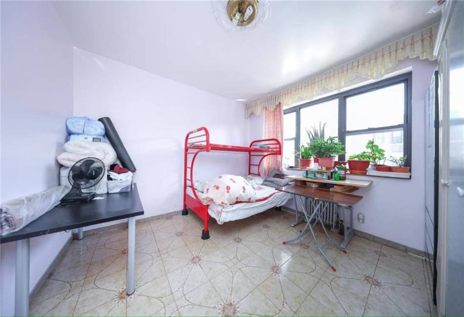 3392 12th Avenue, Brooklyn, New York 11218, 7 Bedrooms Bedrooms, ,3 BathroomsBathrooms,Residential,For Sale,12th,492193
