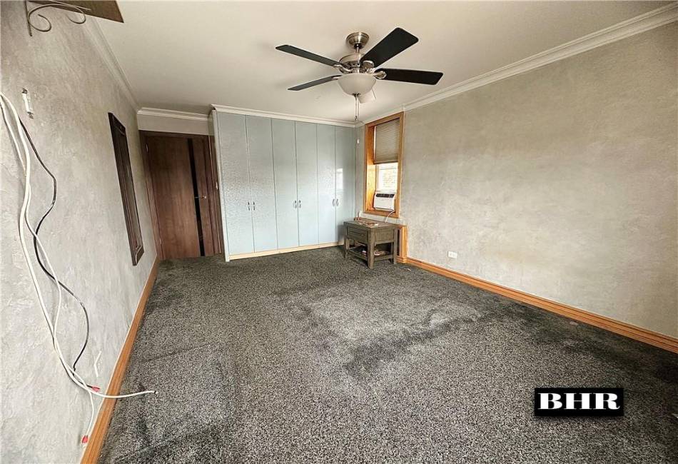 2461 29th Street, Brooklyn, New York 11235, 2 Bedrooms Bedrooms, ,1 BathroomBathrooms,Residential,For Sale,29th,492195