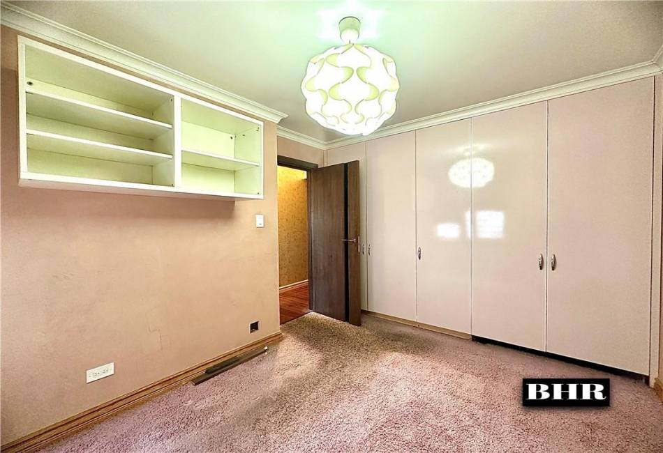 2461 29th Street, Brooklyn, New York 11235, 2 Bedrooms Bedrooms, ,1 BathroomBathrooms,Residential,For Sale,29th,492195