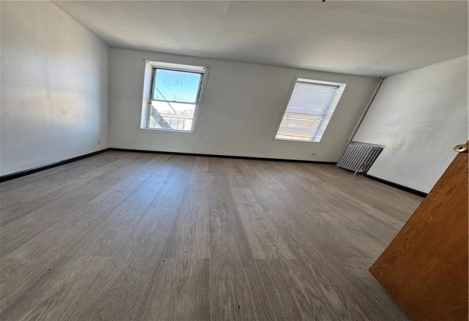 140 29th Street, Brooklyn, New York 11232, 2 Bedrooms Bedrooms, ,1 BathroomBathrooms,Rental,For Sale,29th,492199