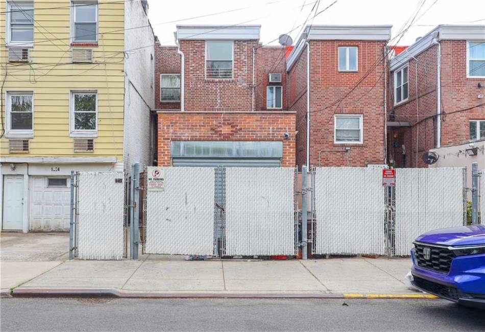 1230 Tabor Court, Brooklyn, New York 11219, 8 Bedrooms Bedrooms, ,4 BathroomsBathrooms,Residential,For Sale,Tabor,492201