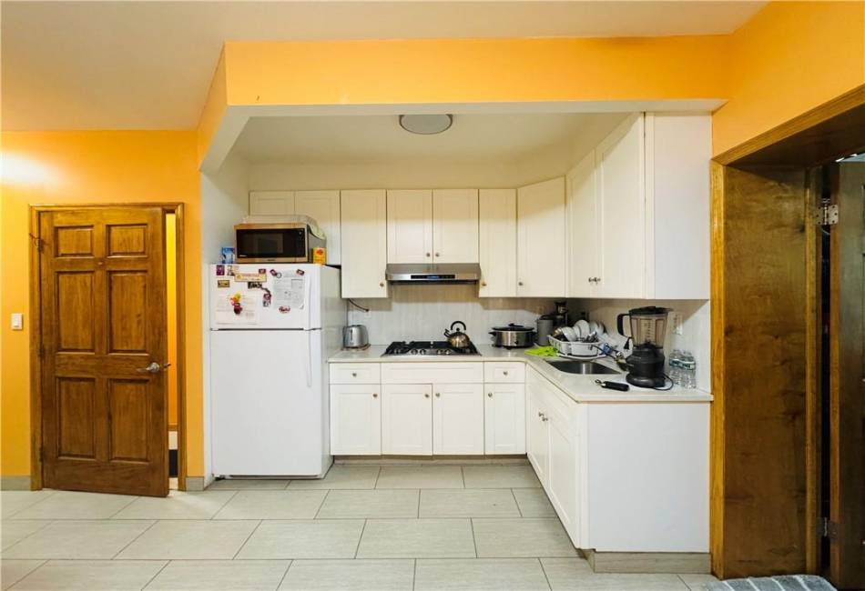 1230 Tabor Court, Brooklyn, New York 11219, 8 Bedrooms Bedrooms, ,4 BathroomsBathrooms,Residential,For Sale,Tabor,492201