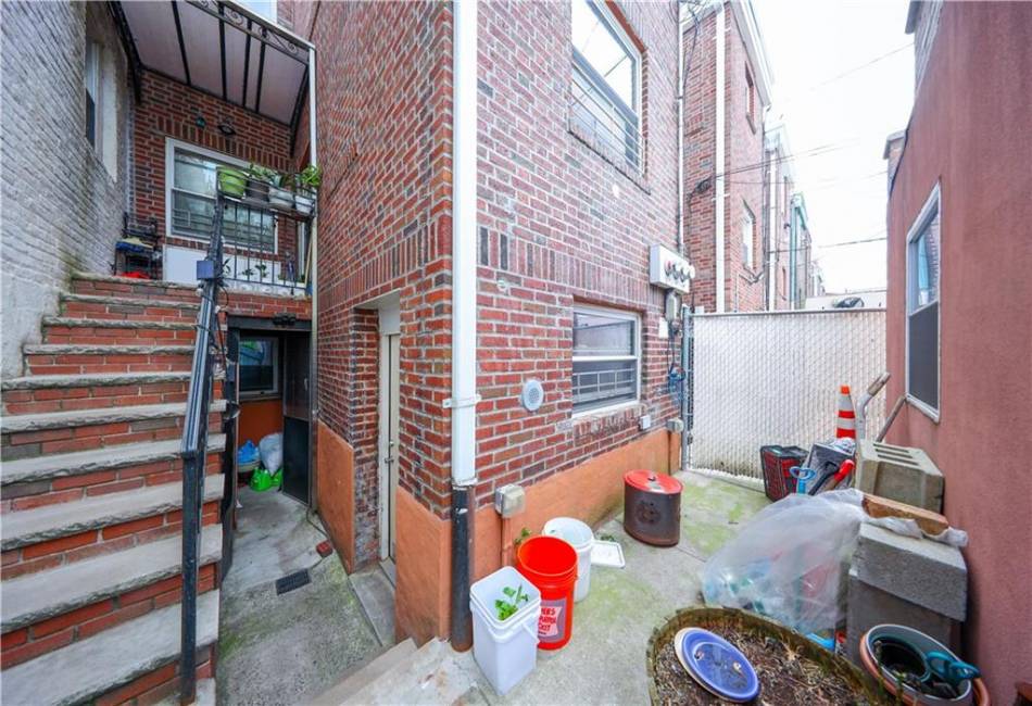 1230 Tabor Court, Brooklyn, New York 11219, 8 Bedrooms Bedrooms, ,4 BathroomsBathrooms,Residential,For Sale,Tabor,492201