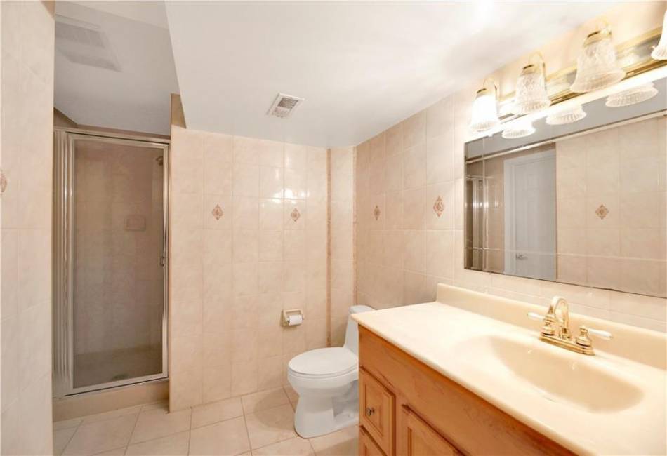 30 Beverly Road, Staten Island, New York 10305, 4 Bedrooms Bedrooms, ,4 BathroomsBathrooms,Residential,For Sale,Beverly,492204