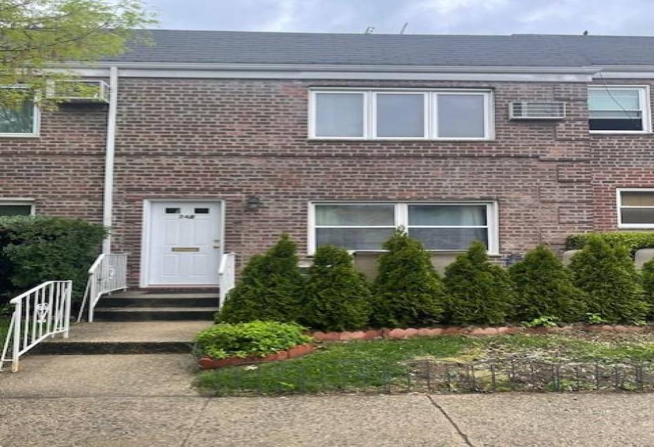 248 Bay 19th Street, Brooklyn, New York 11214, 1 Bedroom Bedrooms, ,1 BathroomBathrooms,Residential,For Sale,Bay 19th,492206