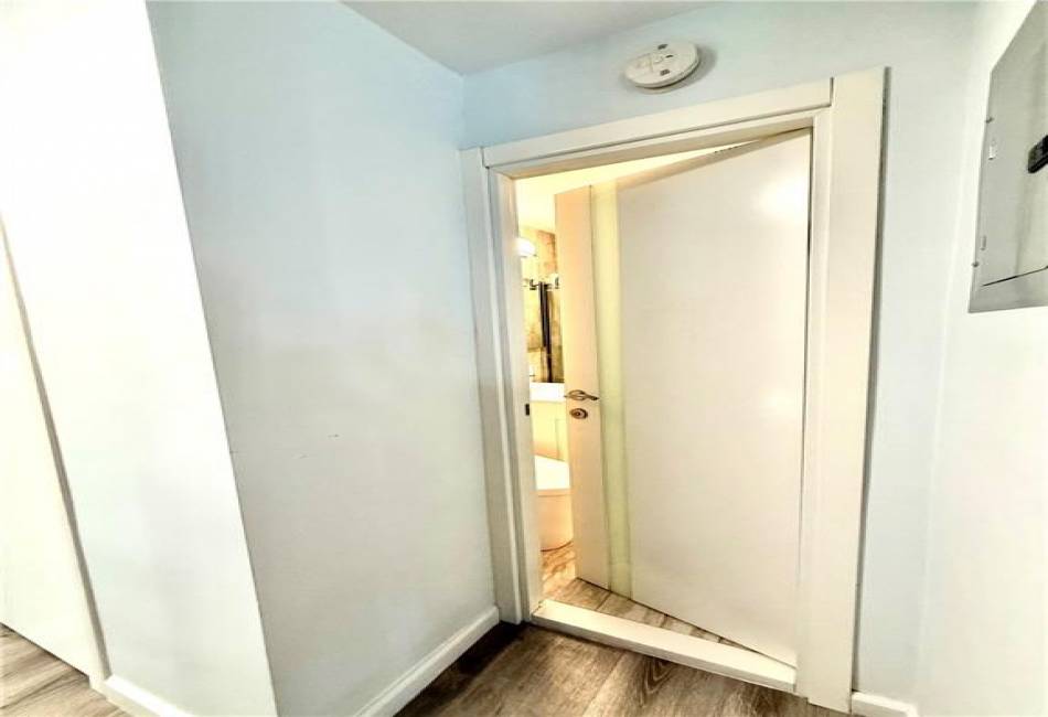 501 Surf Avenue, Brooklyn, New York 11224, 2 Bedrooms Bedrooms, ,1 BathroomBathrooms,Residential,For Sale,Surf,492215