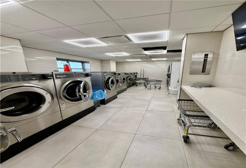 501 Surf Avenue, Brooklyn, New York 11224, 2 Bedrooms Bedrooms, ,1 BathroomBathrooms,Residential,For Sale,Surf,492215