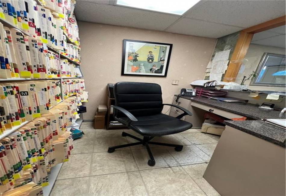 207 Ocean Parkway, Brooklyn, New York 11218, ,Commercial,For Sale,Ocean,492217