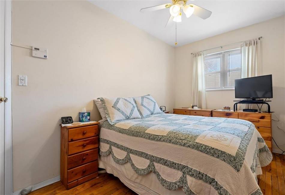 1311 Dumont Avenue, Brooklyn, New York 11208, 3 Bedrooms Bedrooms, ,1.5 BathroomsBathrooms,Residential,For Sale,Dumont,490066
