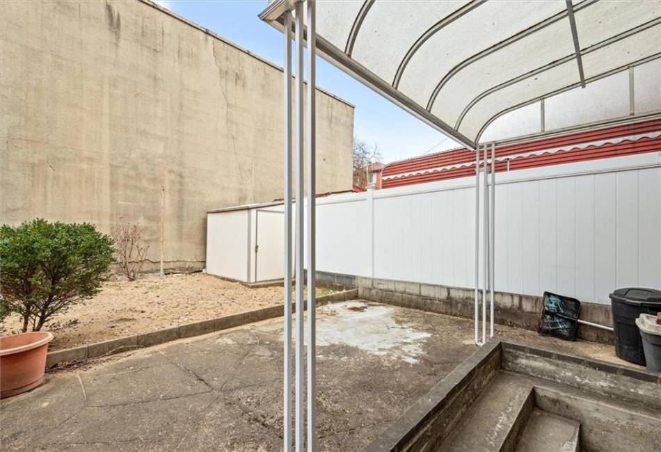 1311 Dumont Avenue, Brooklyn, New York 11208, 3 Bedrooms Bedrooms, ,1.5 BathroomsBathrooms,Residential,For Sale,Dumont,490066