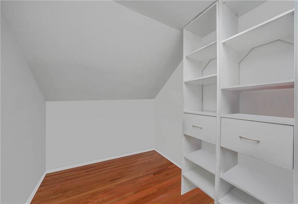2157 64th Street, Brooklyn, New York 11234, 6 Bedrooms Bedrooms, ,3.5 BathroomsBathrooms,Residential,For Sale,64th,492188