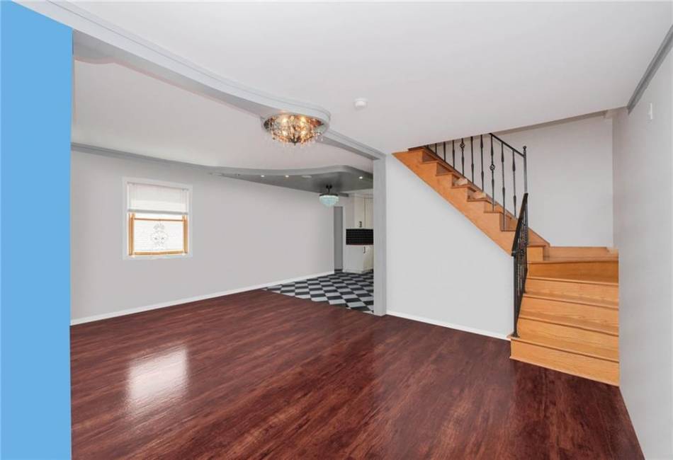 11 Merit Court, Brooklyn, New York 11229, 3 Bedrooms Bedrooms, ,2 BathroomsBathrooms,Residential,For Sale,Merit,492224