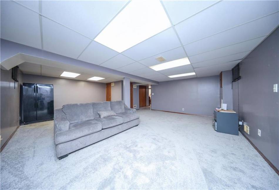 1272 Woodrow Road, Staten Island, New York 10309, 3 Bedrooms Bedrooms, ,2 BathroomsBathrooms,Residential,For Sale,Woodrow,492225
