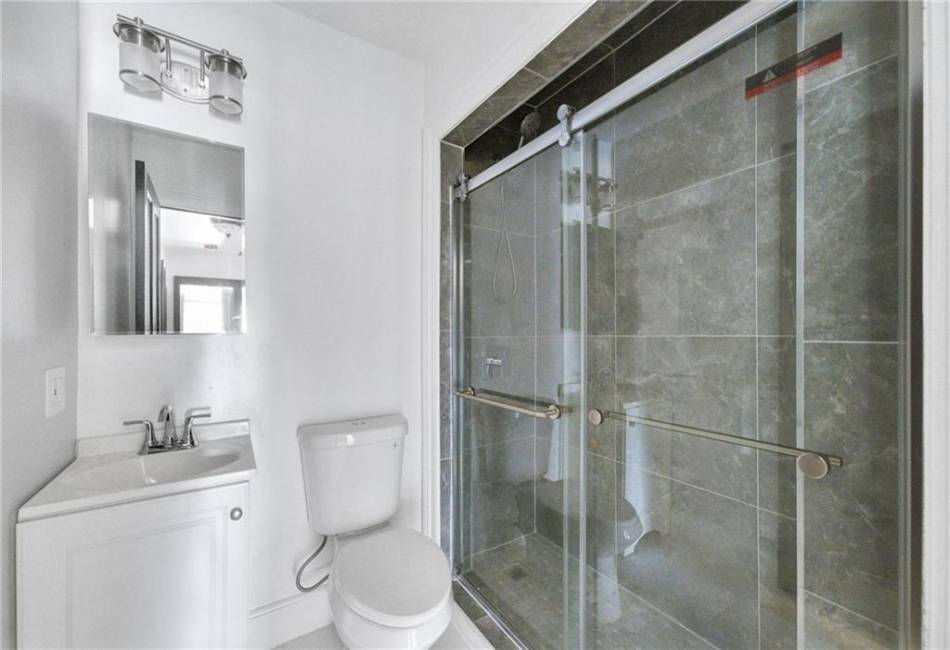 125 Macdonough Street, Brooklyn, New York 11216, 6 Bedrooms Bedrooms, ,Residential,For Sale,Macdonough,492235
