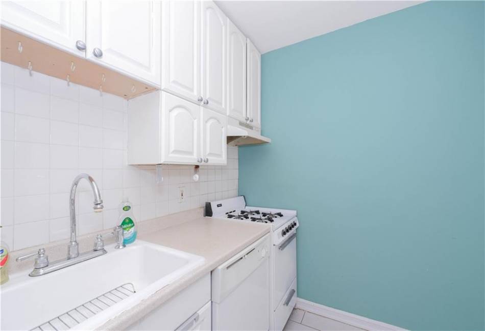 7259 Shore Road, Brooklyn, New York 11209, 1 Bedroom Bedrooms, ,1 BathroomBathrooms,Residential,For Sale,Shore,492185