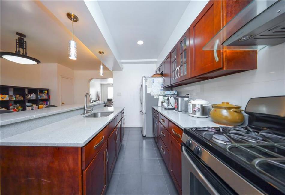 1945 29th Street, Brooklyn, New York 11229, 3 Bedrooms Bedrooms, ,3 BathroomsBathrooms,Residential,For Sale,29th,492189