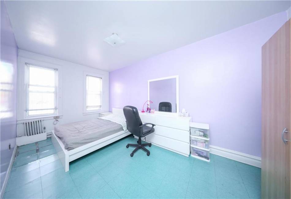 1945 29th Street, Brooklyn, New York 11229, 3 Bedrooms Bedrooms, ,3 BathroomsBathrooms,Residential,For Sale,29th,492189