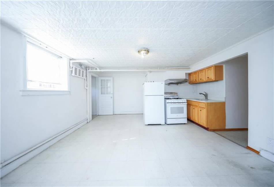 1945 29th Street, Brooklyn, New York 11229, 3 Bedrooms Bedrooms, ,3 BathroomsBathrooms,Residential,For Sale,29th,492189